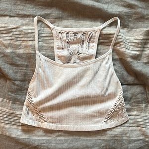 medium white fitted crop